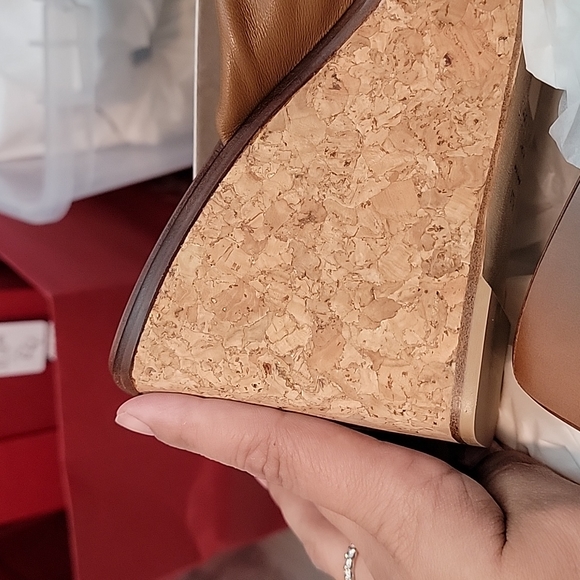 NIB Jimmy Choo June leather designer wedge - Picture 9 of 12